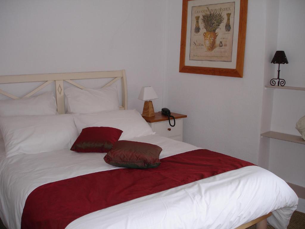 Logis Auberge Cote Jardin Hotell Lézignan-Corbières Rum bild