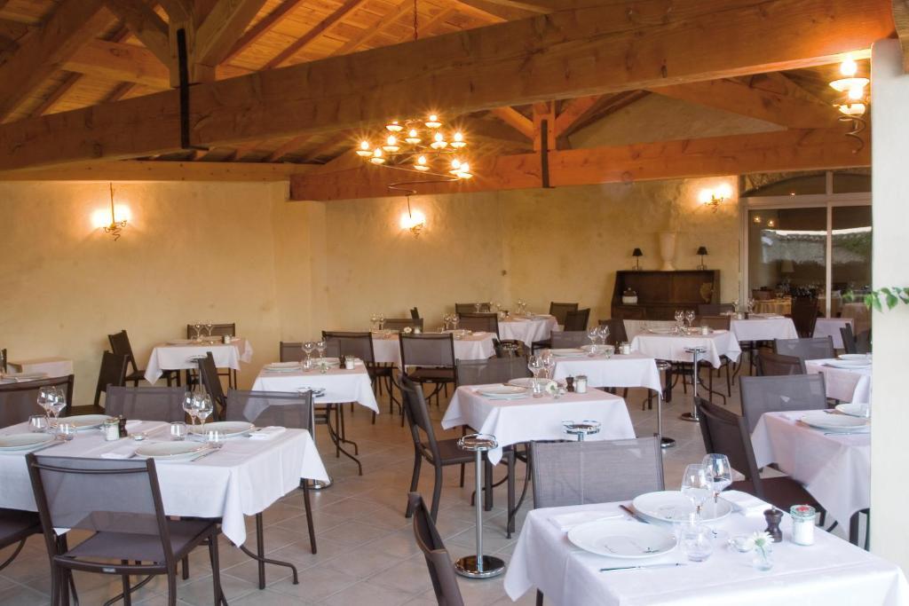 Logis Auberge Cote Jardin Hotell Lézignan-Corbières Exteriör bild